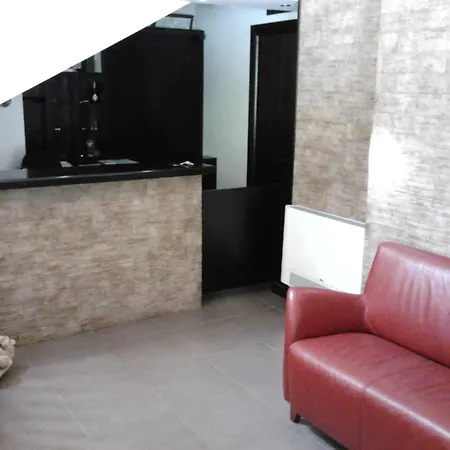 Hotel Agrihotel Papaya 3*