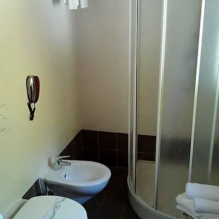 Otel Agrihotel Papaya San Pietro Apostolo